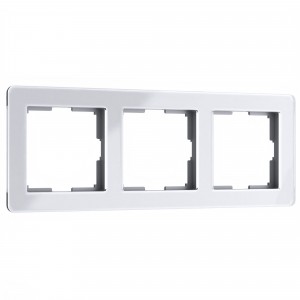WERKEL Acrylic/Рамка на 3 поста (белый) a059315 W0032701