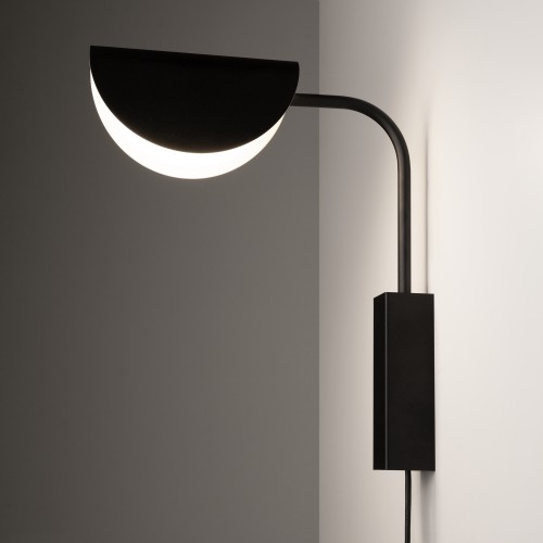 Настенный светильник (бра) Maytoni MOD126WL-01B