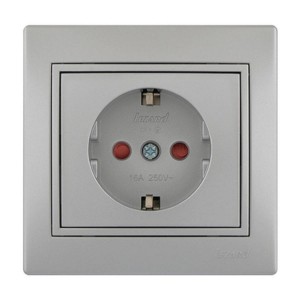 Розетка с защитой от детей Lezard Mira серебро 701-1010-124B