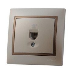 Розетка телефонная евро Lezard Mira белый жемчуг с кор. вст. 701-3031-137 Розетка телефонная евро Lezard Mira белый жемчуг с кор. вст. 701-3031-137