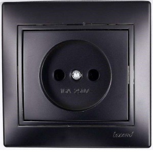 Розетка без зазем. Lezard Mira черная 701-4242-121B