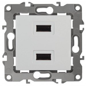 Устройство зарядное USB ЭРА 12 5V-2,1A 12-4110-01 Б0027491