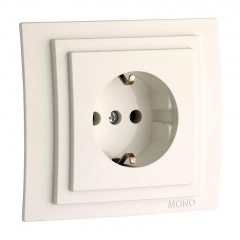 Розетка 2К+З Mono Electric Larissa 16A 250V винтовое подключение слоновая кость 103-010121-117 Розетка 2К+З Mono Electric Larissa 16A 250V винтовое подключение слоновая кость 103-010121-117