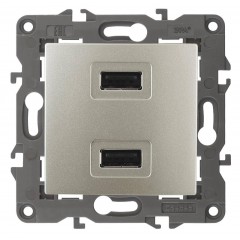 Устройство зарядное USB ЭРА Elegance 5V-2,1A 14-4110-04 Б0034371 Устройство зарядное USB ЭРА Elegance 5V-2,1A 14-4110-04 Б0034371